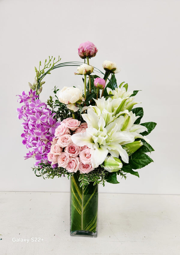 Pink White Small Arrangement